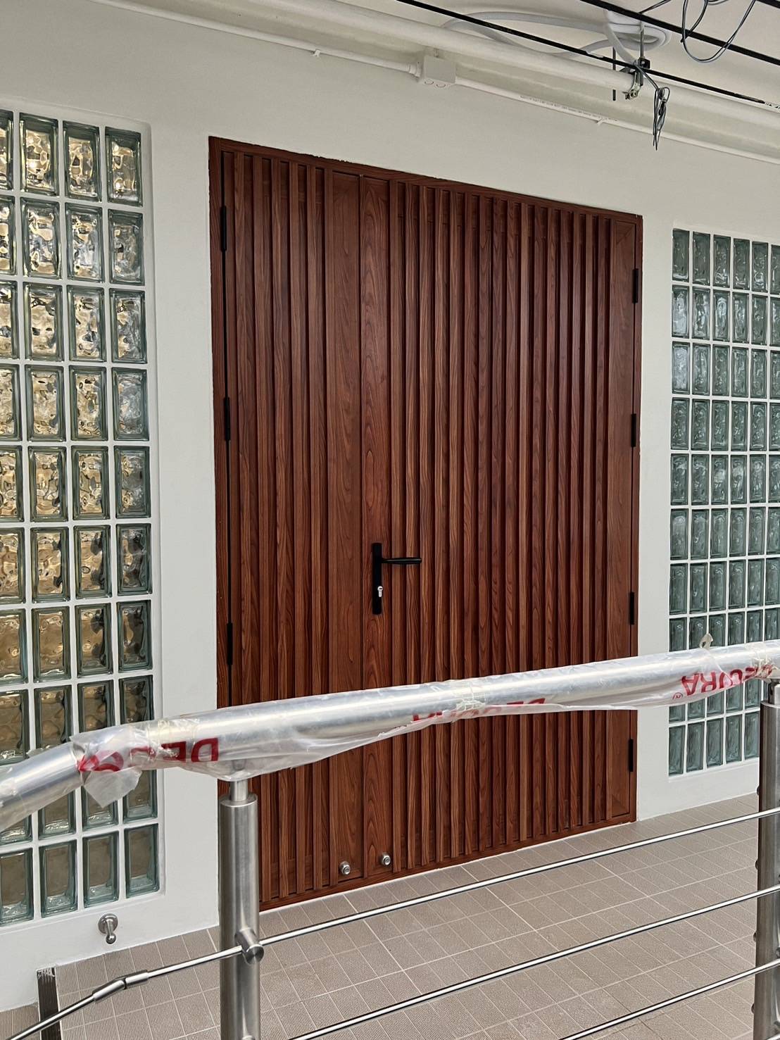 13 - https://denkitaluminium.com | เด่นกิจอลูมิเนียม - บริการติดตั้งและซ่อมกระจกอลูมิเนียมครบวงจร 24 ชม. ด้วยทีมช่างคุณภาพ ราคาเป็นธรรม รับประกันงาน 10 ปี พร้อมประเมินราคาฟรี