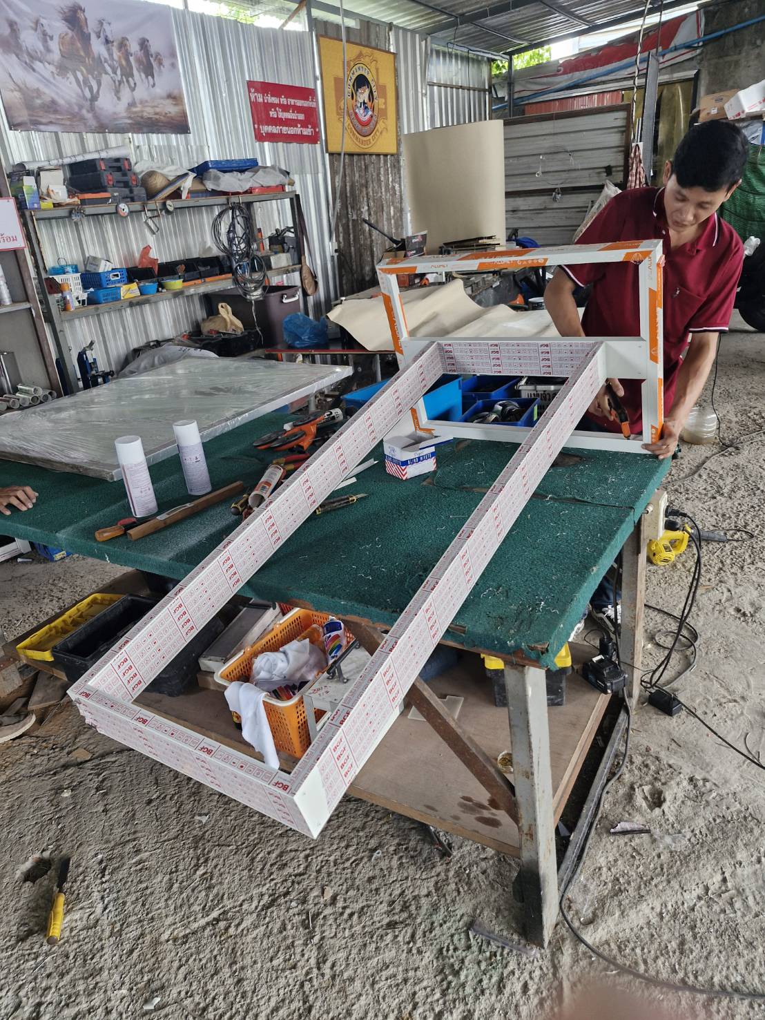 22 - https://denkitaluminium.com | เด่นกิจอลูมิเนียม - บริการติดตั้งและซ่อมกระจกอลูมิเนียมครบวงจร 24 ชม. ด้วยทีมช่างคุณภาพ ราคาเป็นธรรม รับประกันงาน 10 ปี พร้อมประเมินราคาฟรี