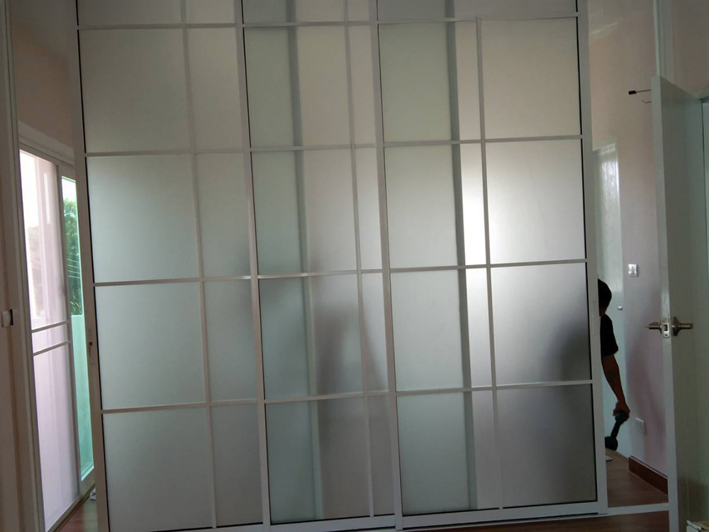 57 - https://denkitaluminium.com | เด่นกิจอลูมิเนียม - บริการติดตั้งและซ่อมกระจกอลูมิเนียมครบวงจร 24 ชม. ด้วยทีมช่างคุณภาพ ราคาเป็นธรรม รับประกันงาน 10 ปี พร้อมประเมินราคาฟรี